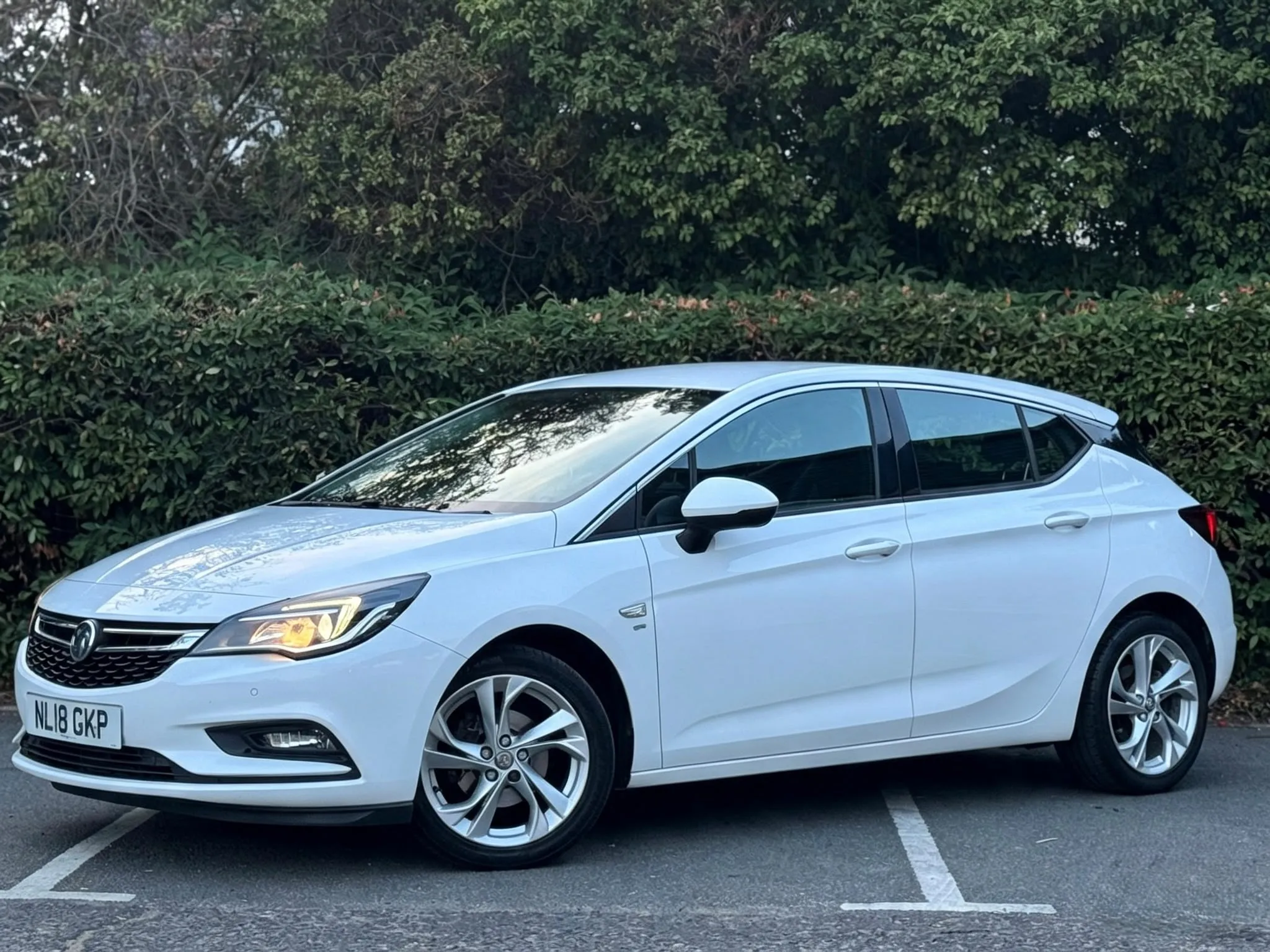 2018 Vauxhall Astra, photo 1 of 34