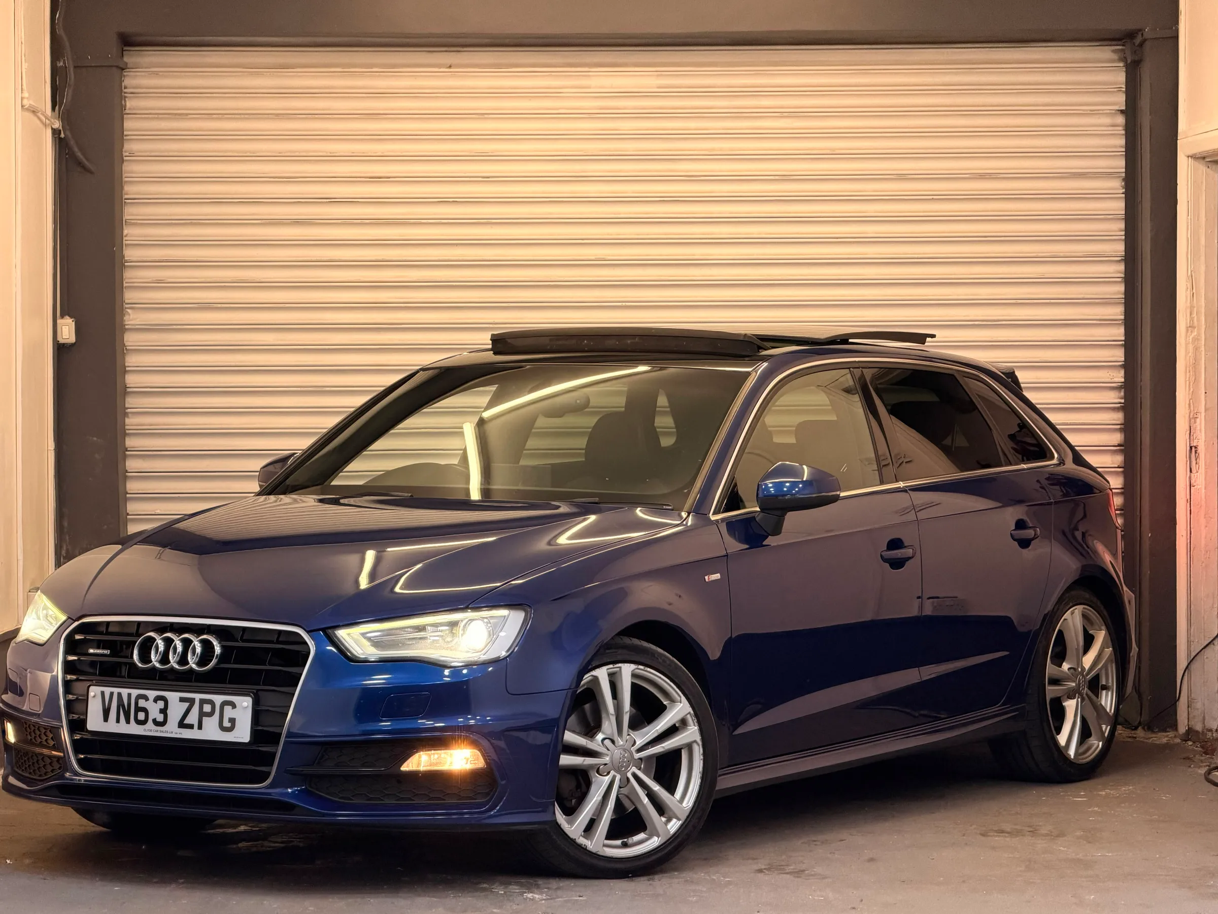 2013 Audi A3 Sportback, photo 2 of 37