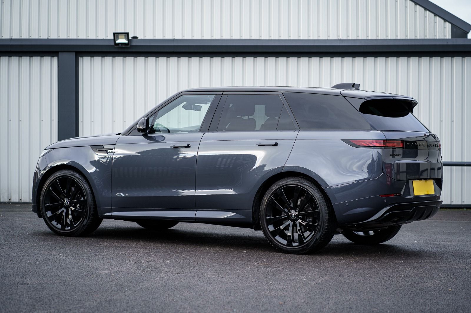 Range Rover Sport in grey