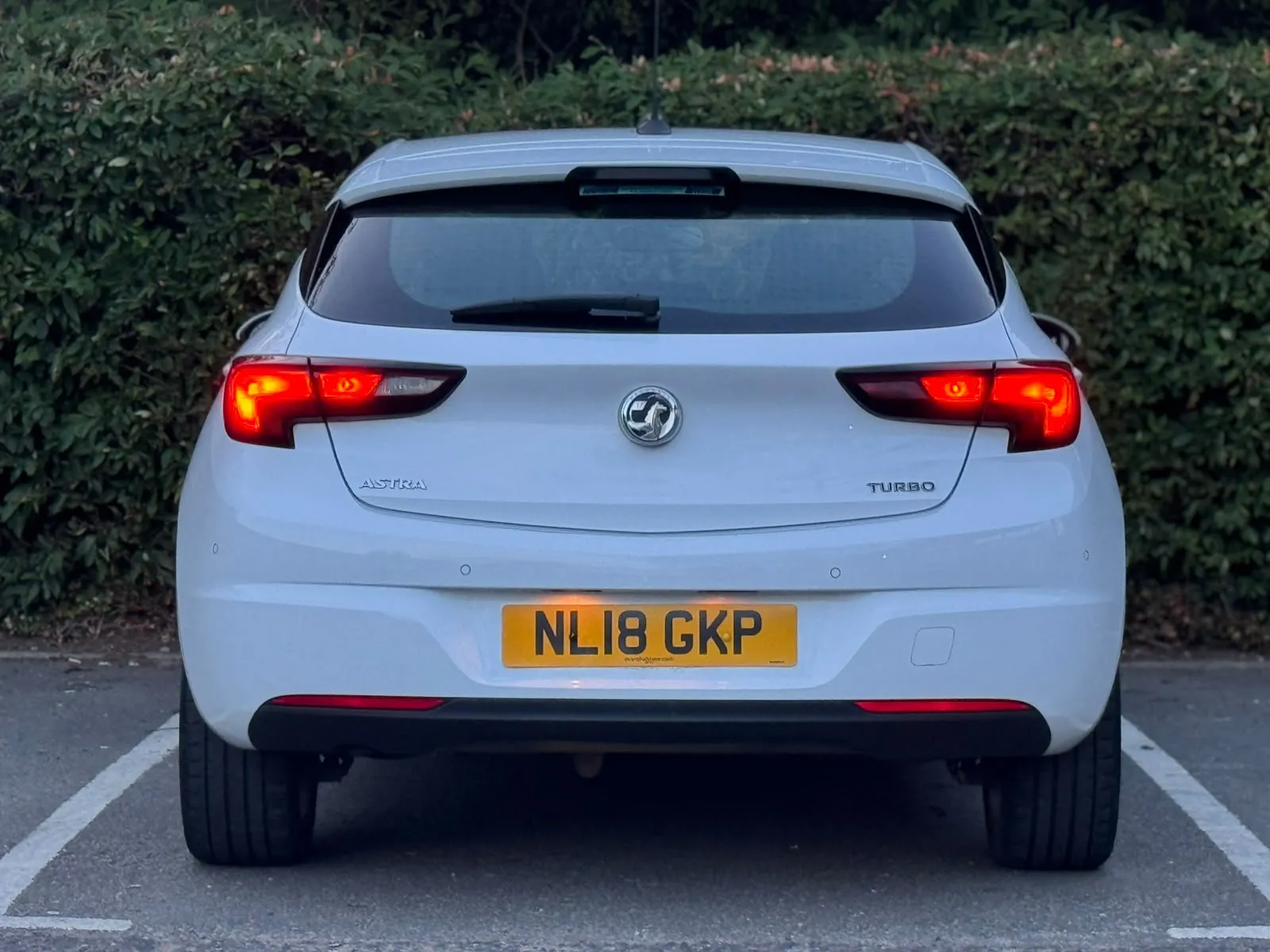 2018 Vauxhall Astra, photo 11 of 34