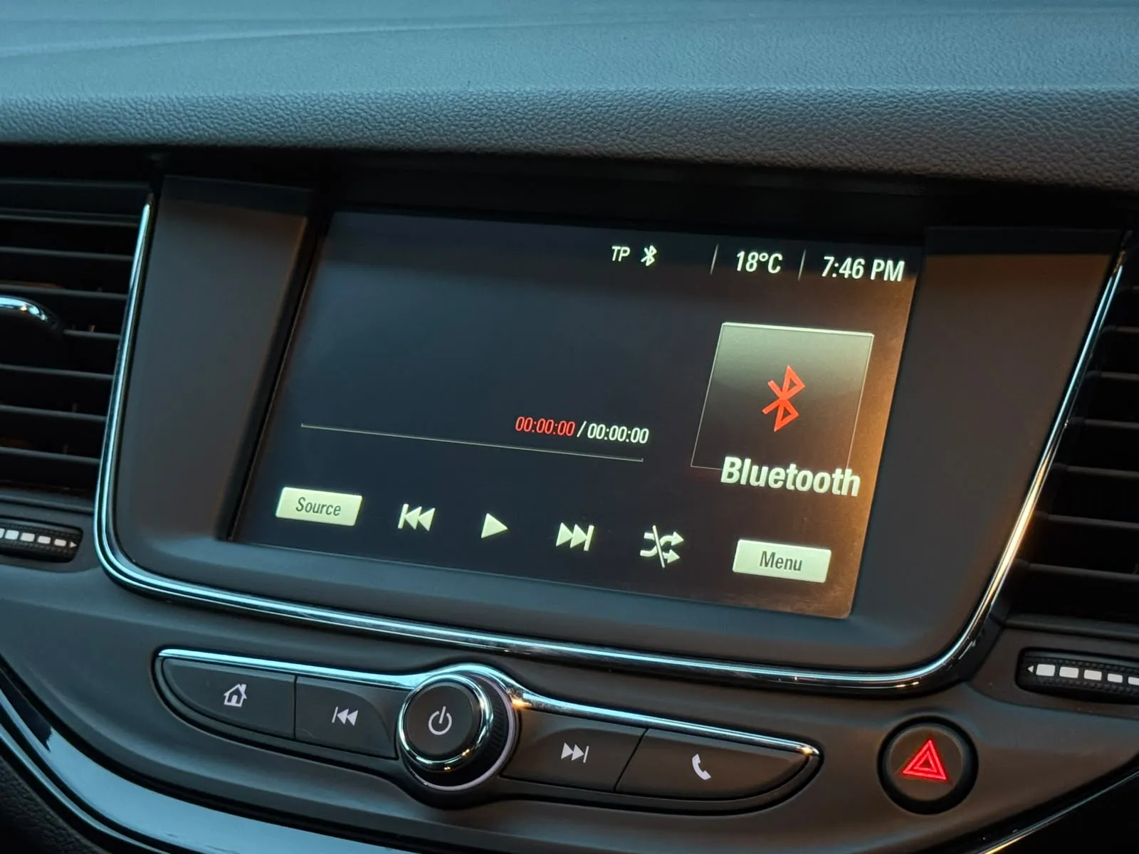 2018 Vauxhall Astra, photo 18 of 34